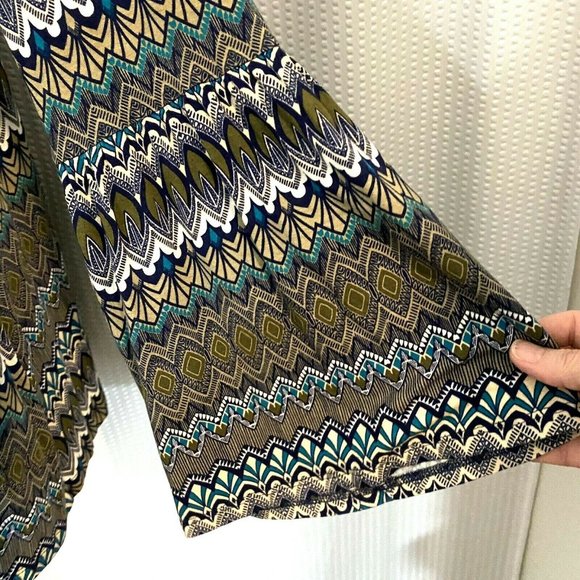 Cato Women’s Long Sleeve Pullover Top Size 18/20W - Picture 4 of 5